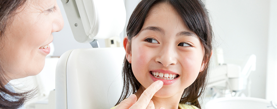 お子様の歯並びを整えてお口の健康をサポートします～小児矯正治療～